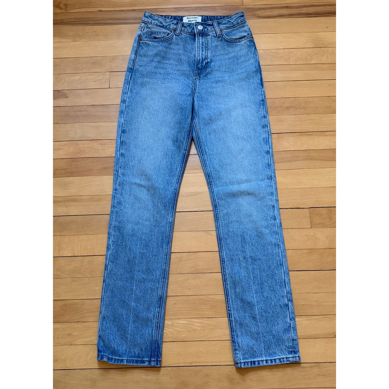 Reformation Liza Ultra High Rise Slim Straight Jeans Size 25 Malta Blue Wash EUC