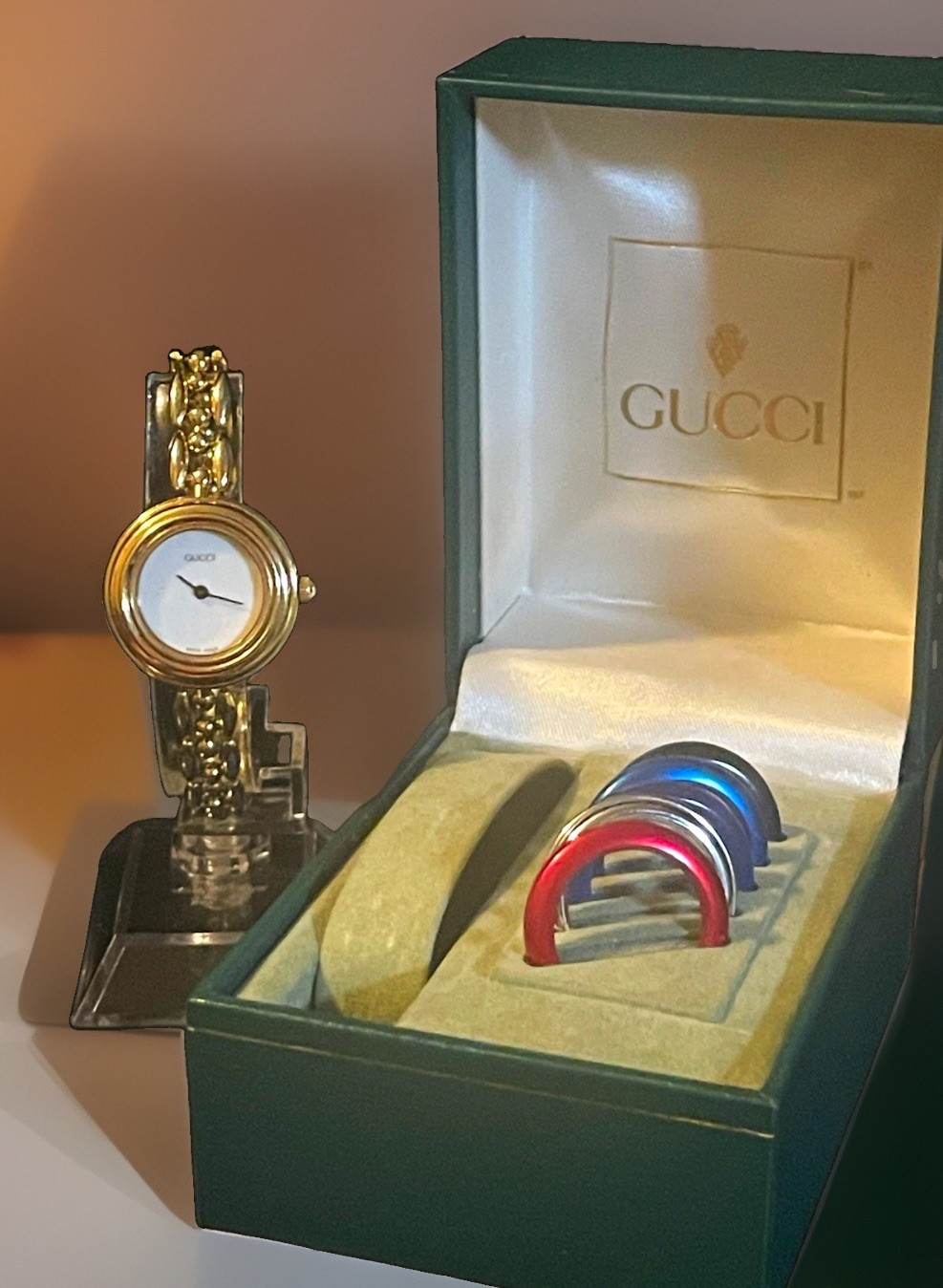Vintage GUCCI 11/12.2 Change Bezel Watch 6 Bezels Box Gold Swiss Quartz 25mm Set