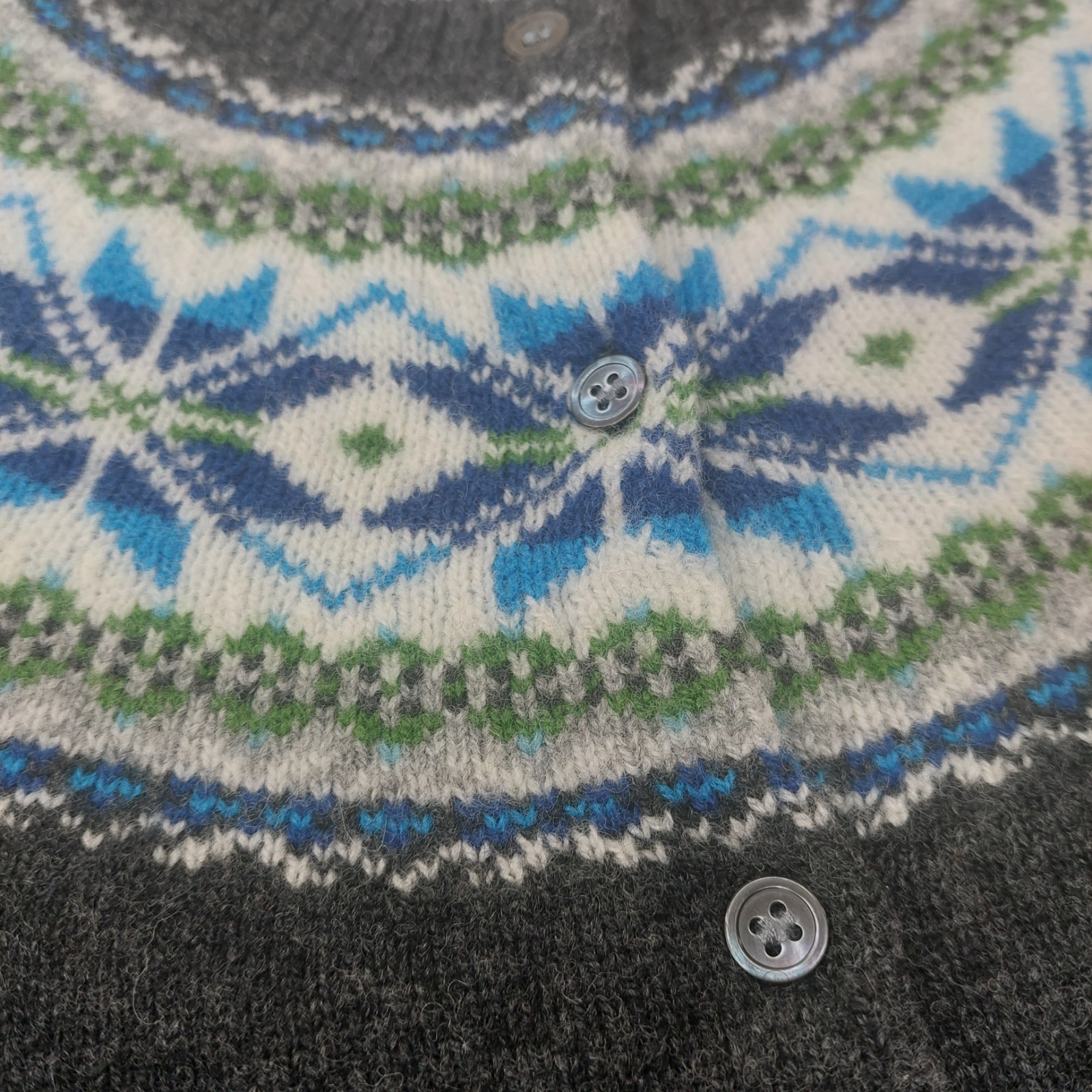 L.L. Bean Women\'s Vintage Nordic Fair Isle Sweater 100% Lambs Wool Size Large L.L. Bean Women\'s Vintage Nordic Fair Isle Sweater 100% Lambs Wool Size Large