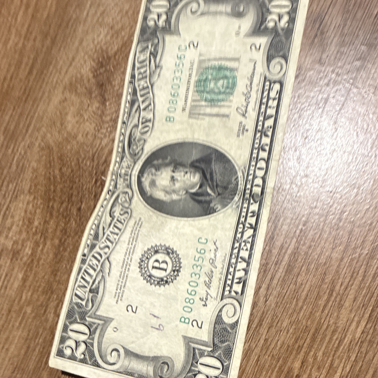 US $20 Federal Reserve Note Banknote - Circulated Twenty Dollar Bill