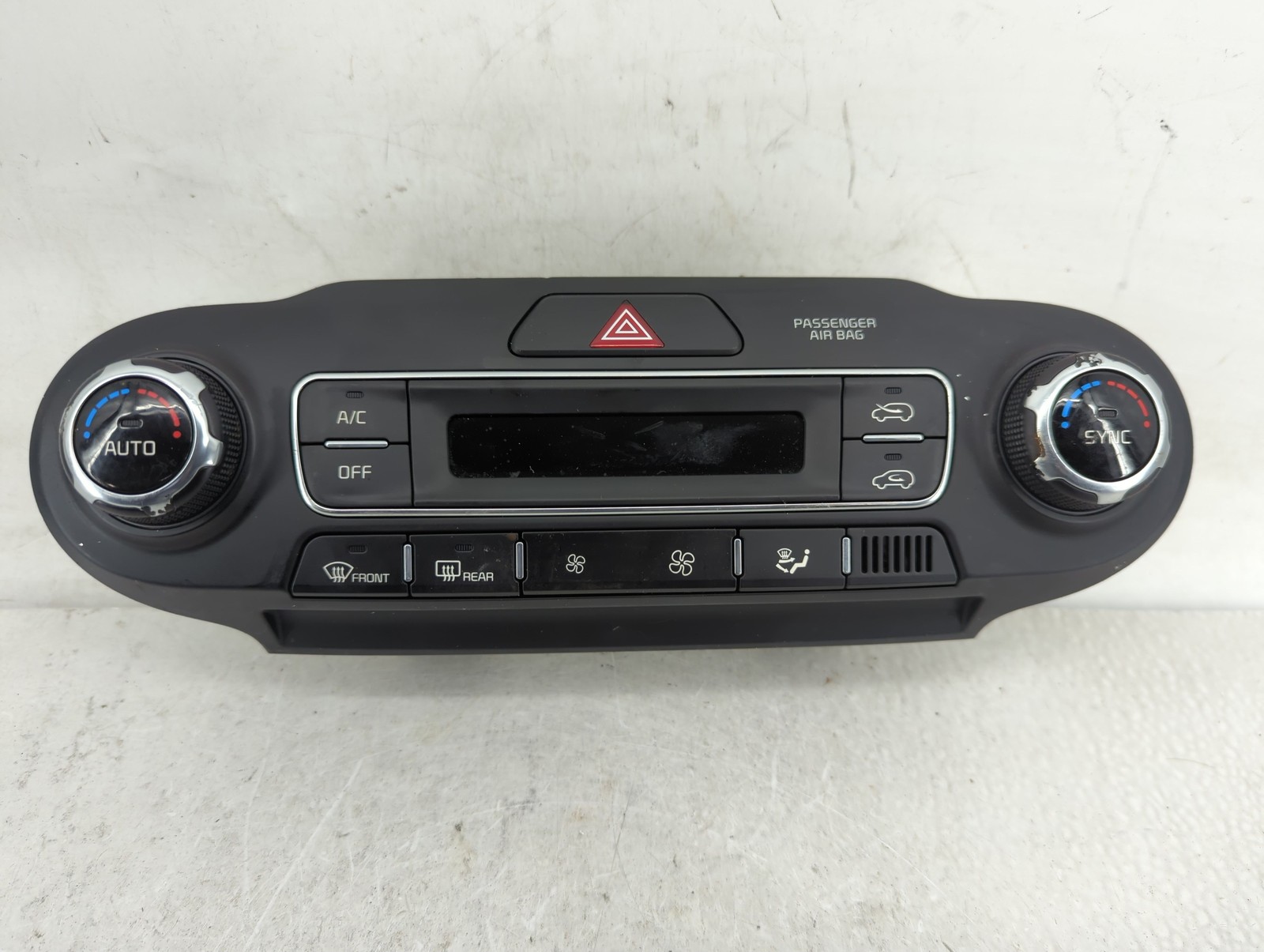 2019-2019 Kia Sorento Ac Heater Roof Climate Control 97250-c6aa0 XT3ST
