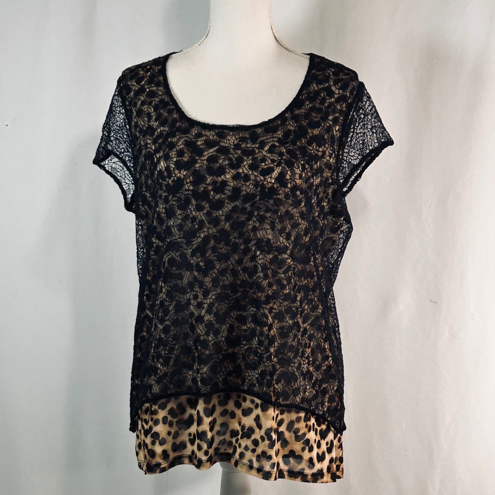 Chicos Black Floral Lace Leopard Print Layered Top Short Sleeve Size 2 L Large