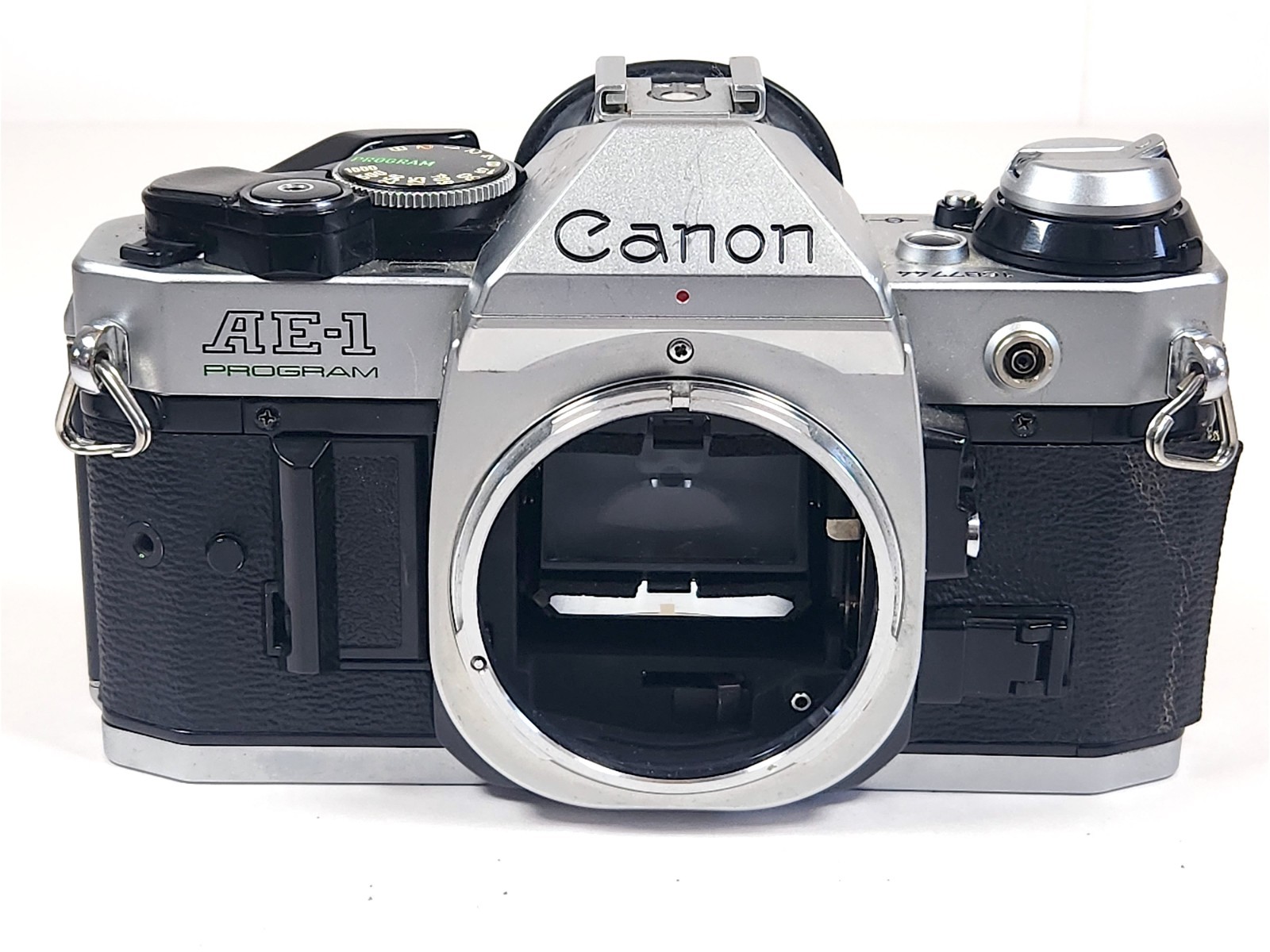 Vintage Canon AE-1 35mm SLR Film Camera Body Only - Eyecup - For Parts Or Repair Vintage Canon AE-1 35mm SLR Film Camera Body Only - Eyecup - For Parts Or Repair