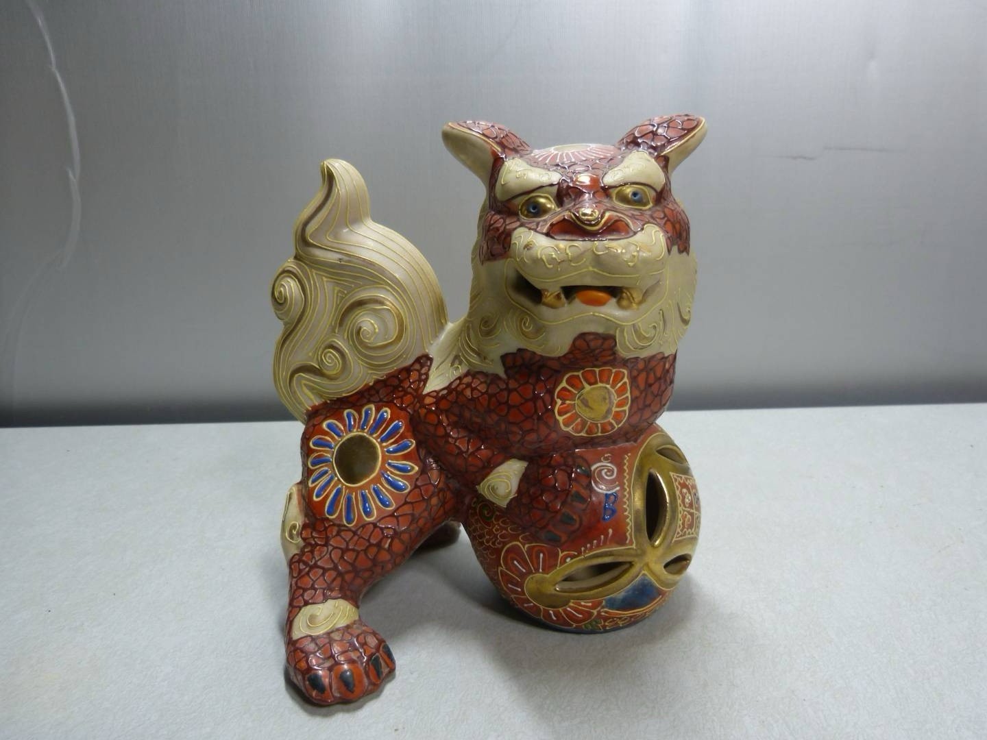Vintage Japanese Kutani Satsuma Style Foo Dog Shishi Lion Statue 7.5\