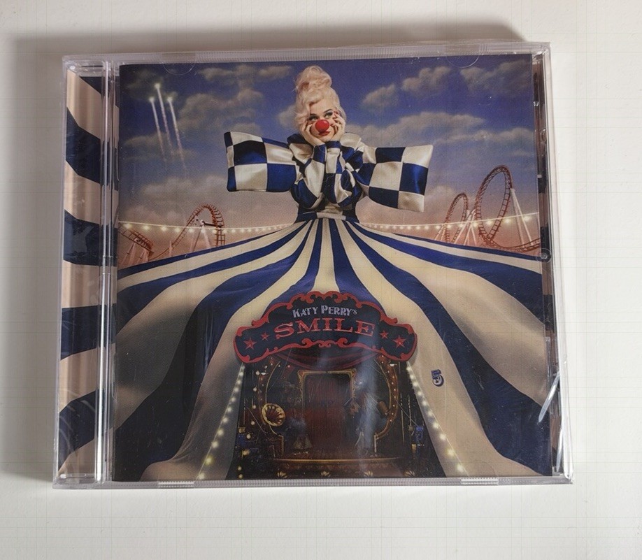 Katy Perry - Smile (2020) Capitol Records Pop Album CD | ALTERNATE COVER #1