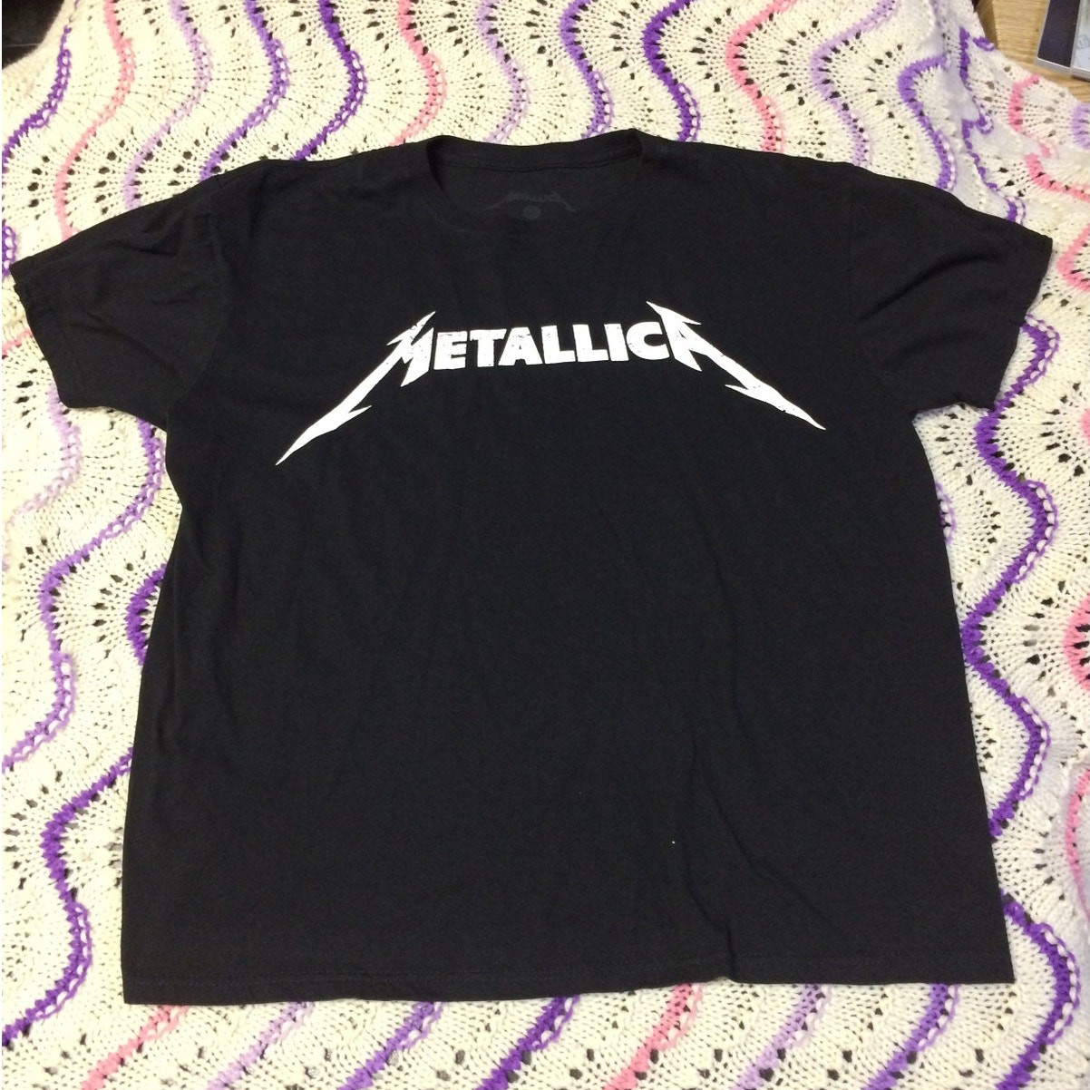Metallica Large Classic Logo Shirt