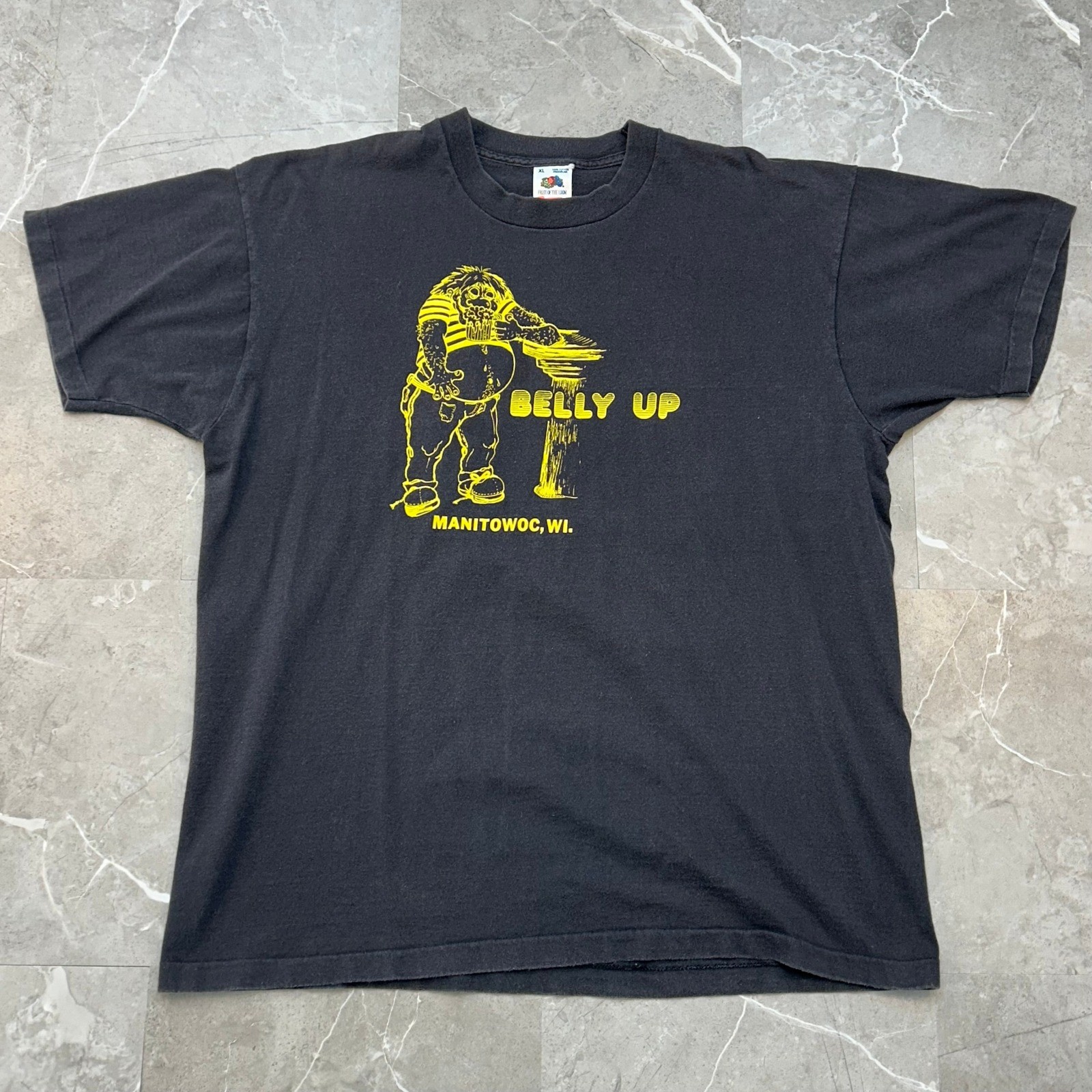 90s Vintage Belly Up Manitowoc Graphic Tee Mens XL Beer Wisconsin Art Shirt 90s Vintage Belly Up Manitowoc Graphic Tee Mens XL Beer Wisconsin Art Shirt