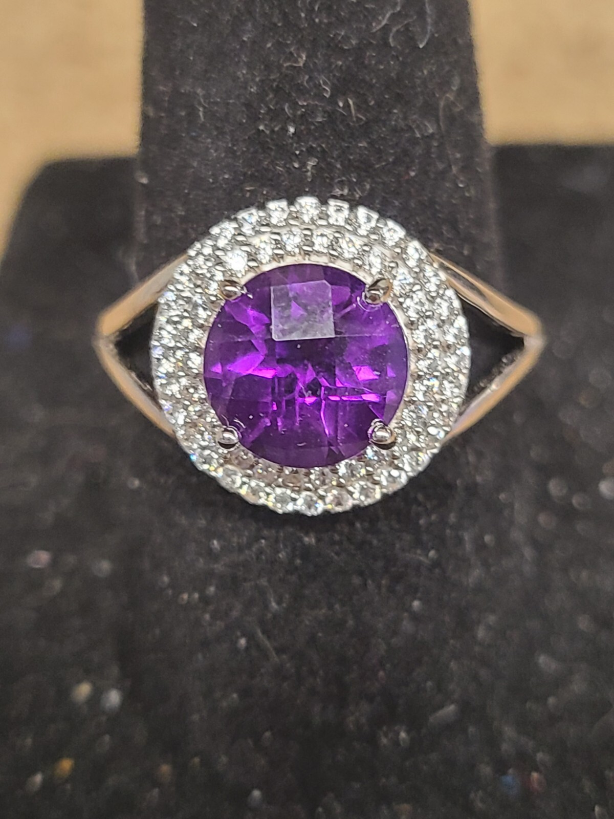 925 Amethyst Ring 3.31 Grams Size 7.5