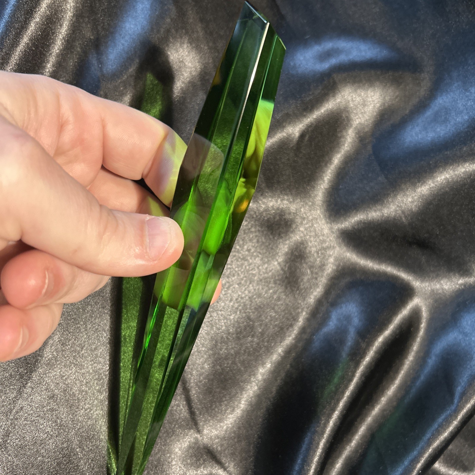 Superman Custom Prop Replica REAL Crystal, Krypton Green Fortress of Solitude Superman Custom Prop Replica REAL Crystal, Krypton Green Fortress of Solitude
