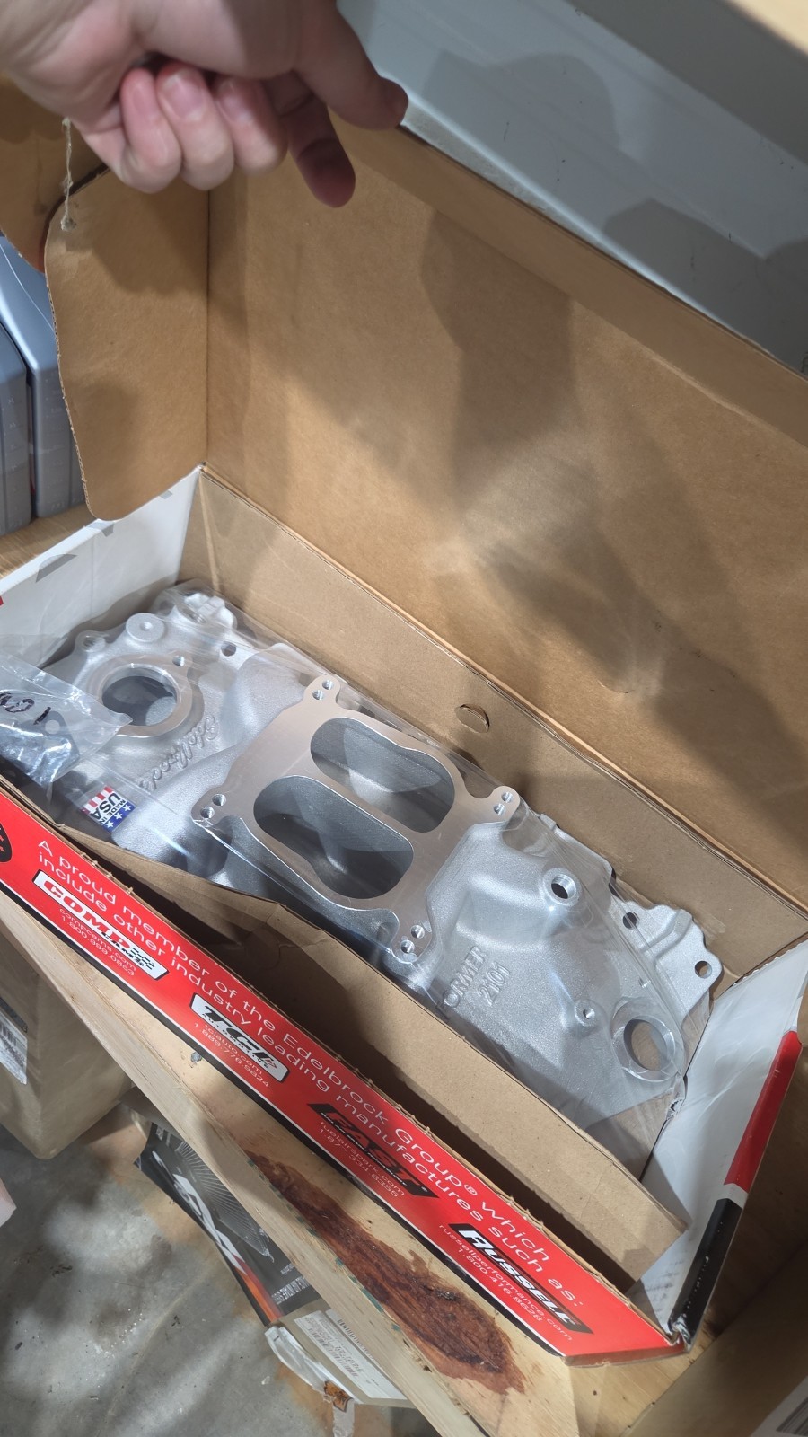 Engine Intake Manifold-Base Edelbrock 2101
