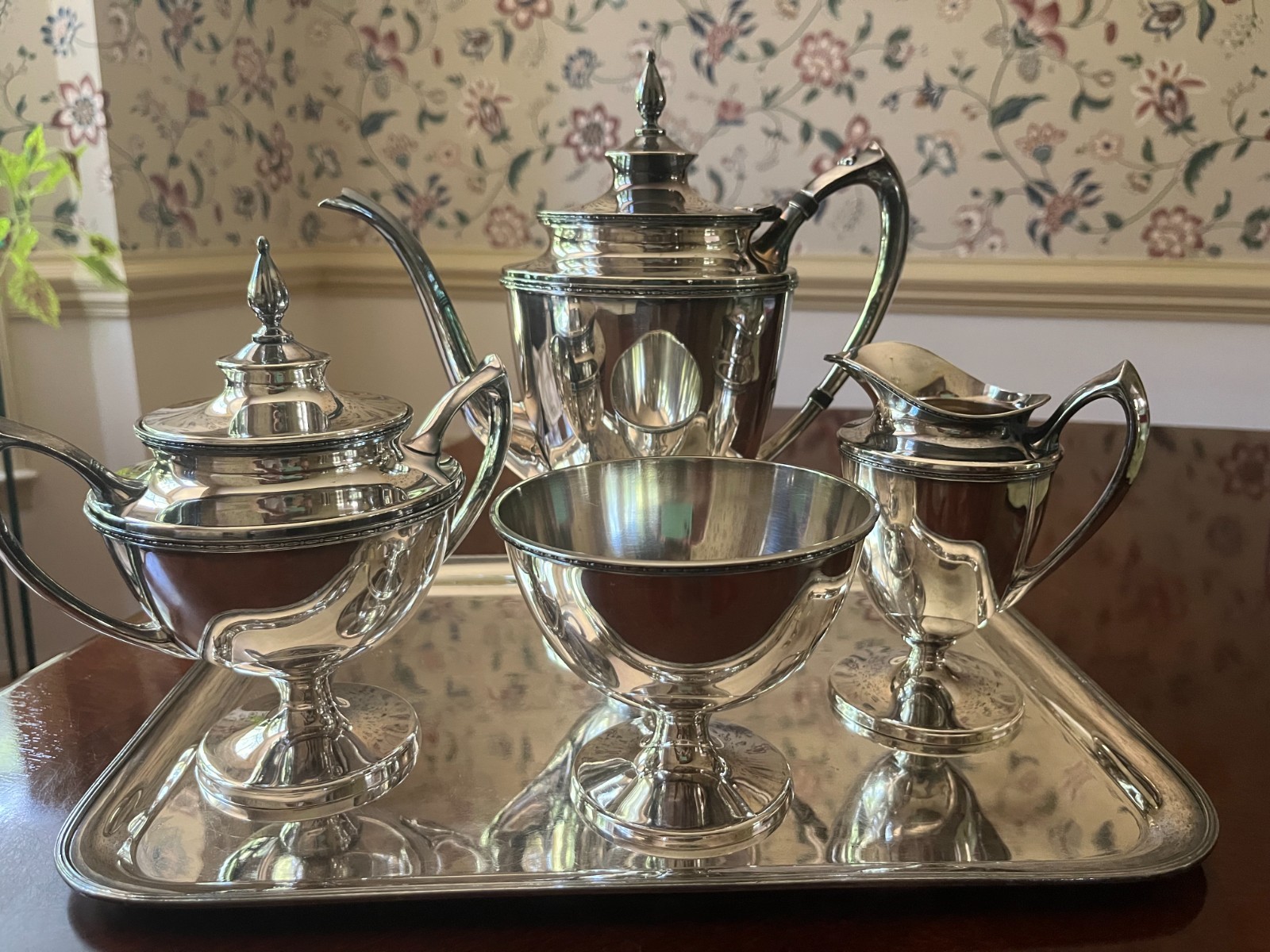 Stunning Antique Victorian 4-pc Silverplate Tea Svc and 14\