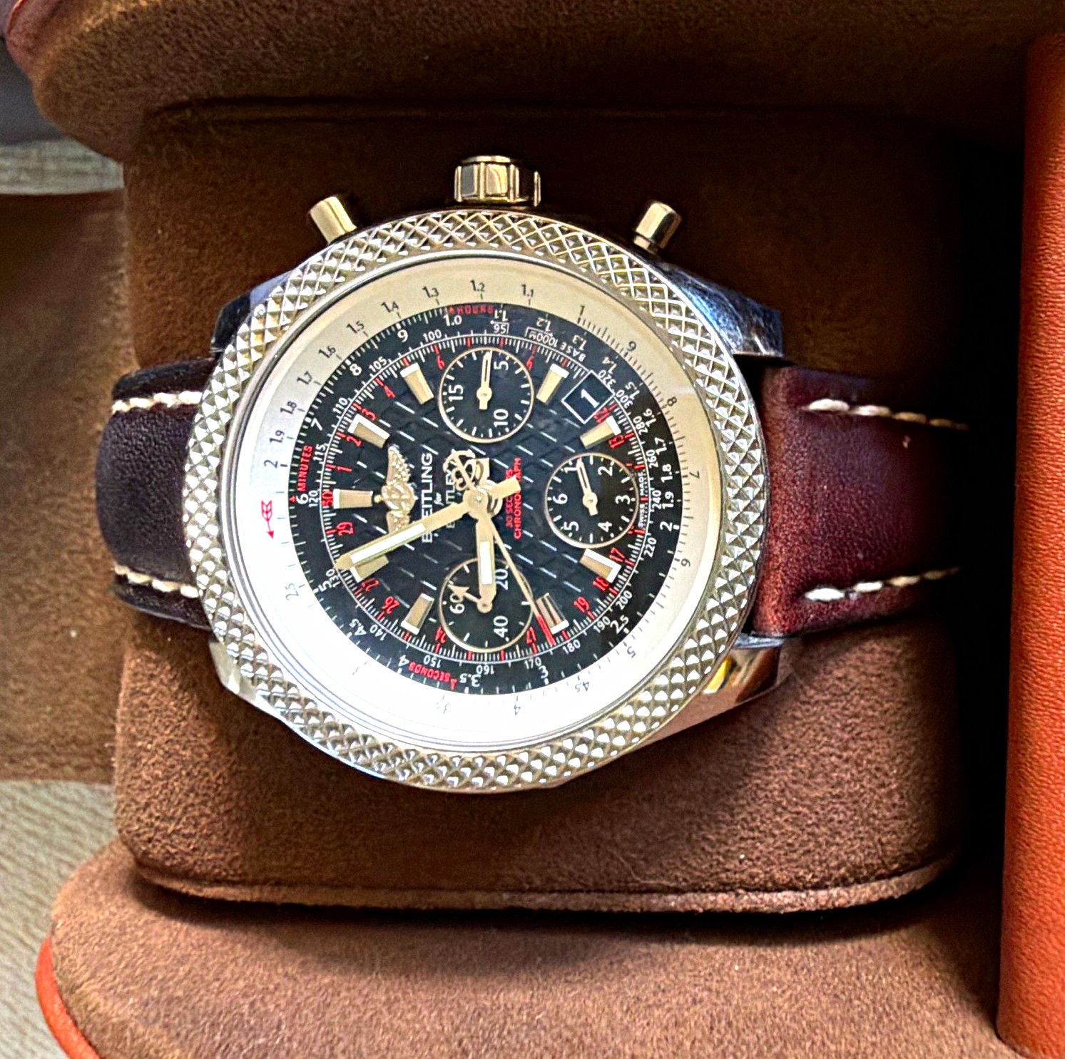 Breitling Bentley AB0612 Automatic 44MM Chronograph. Box and Papers Breitling Bentley AB0612 Automatic 44MM Chronograph. Box and Papers