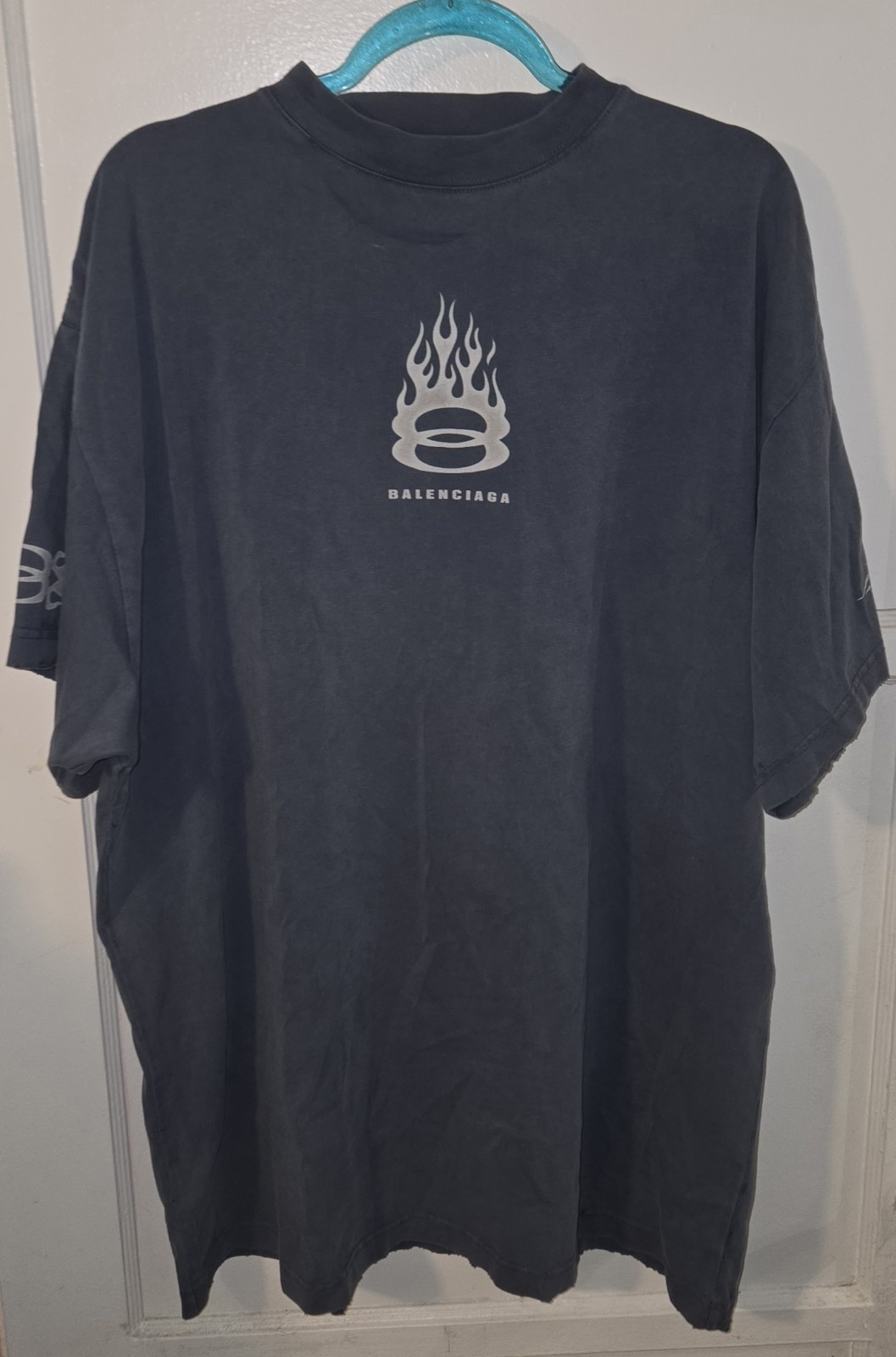 Balenciaga MEN\'S BURNING UNITY T-SHIRT OVERSIZED IN grey blue Size 3 Balenciaga MEN\'S BURNING UNITY T-SHIRT OVERSIZED IN grey blue Size 3