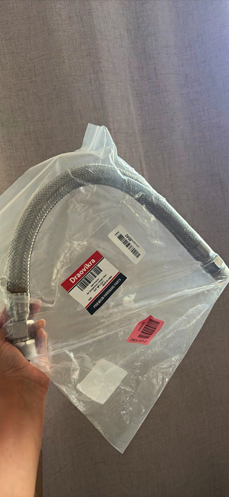 Draovikra 3/4 in x 20 in Stainless Steel Air Compressor Jumper Hose Male Thread Draovikra 3/4 in x 20 in Stainless Steel Air Compressor Jumper Hose Male Thread