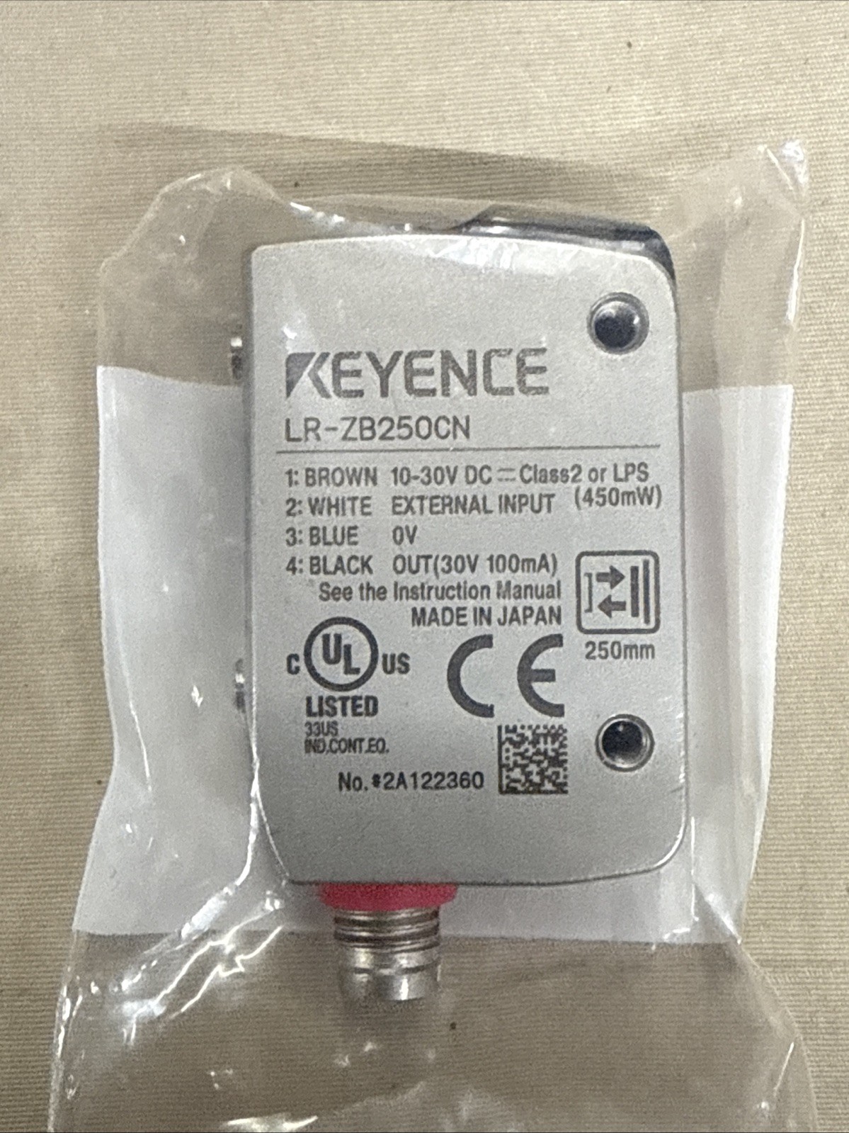 KEYENCE LR-ZB250CN Sensor - New LRZB250CN