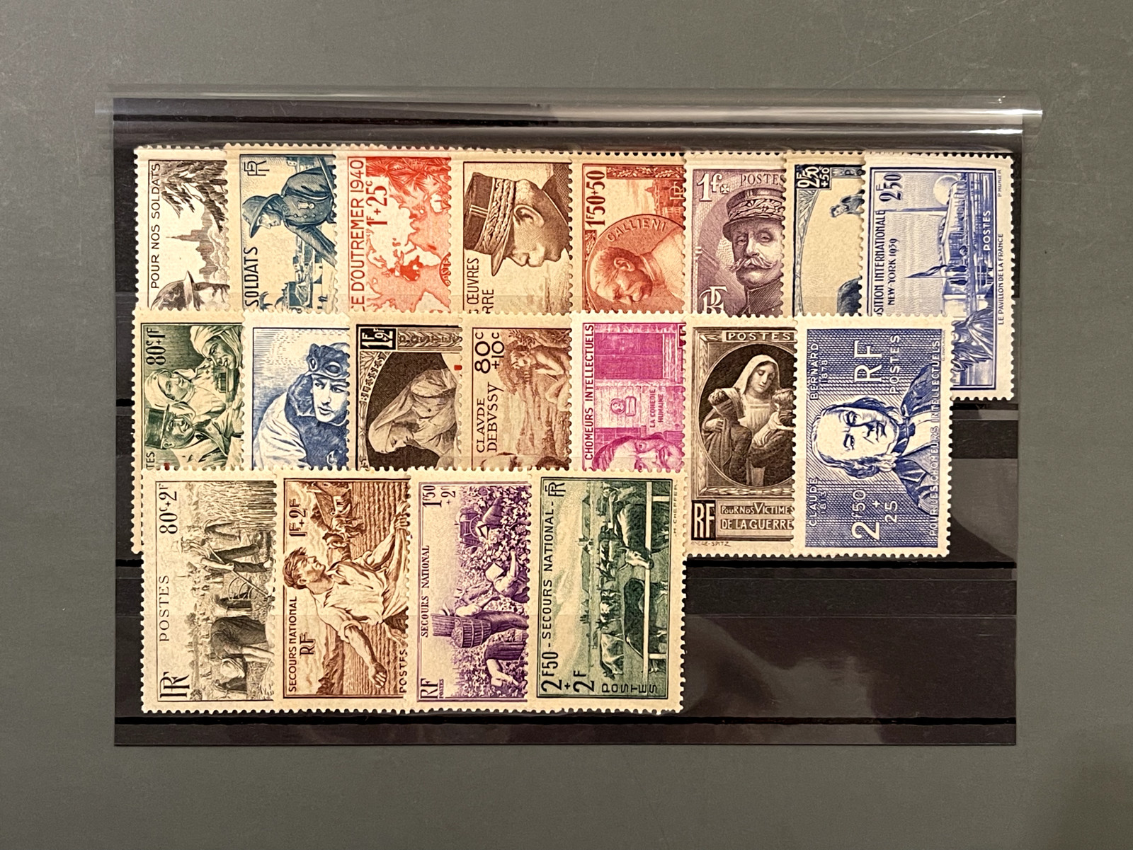 France 1940 Complete Year Set MNH** – Stamp Collection – Mint Never Hinged