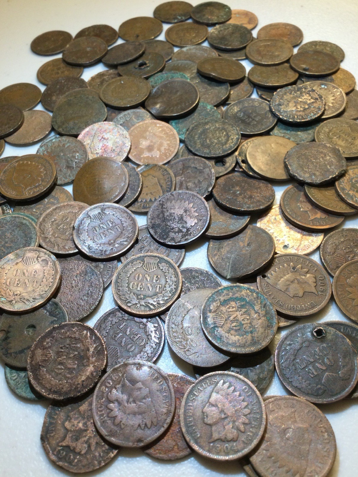 100 Indian Head Pennies Huge Hoard Old Lot- Bulk 1880s to 1900s Early US Coins