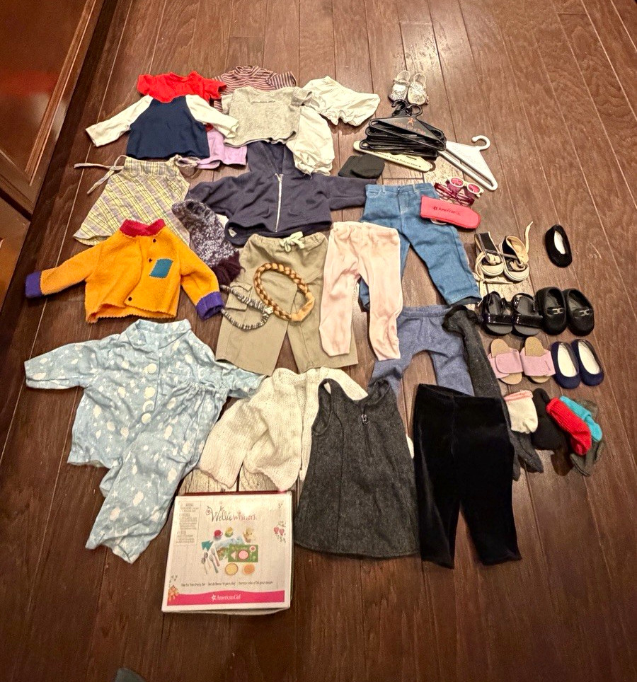 American Girl Doll Clothing & Accessories Lot w/ Shoes & Hangers American Girl Doll Clothing & Accessories Lot w/ Shoes & Hangers