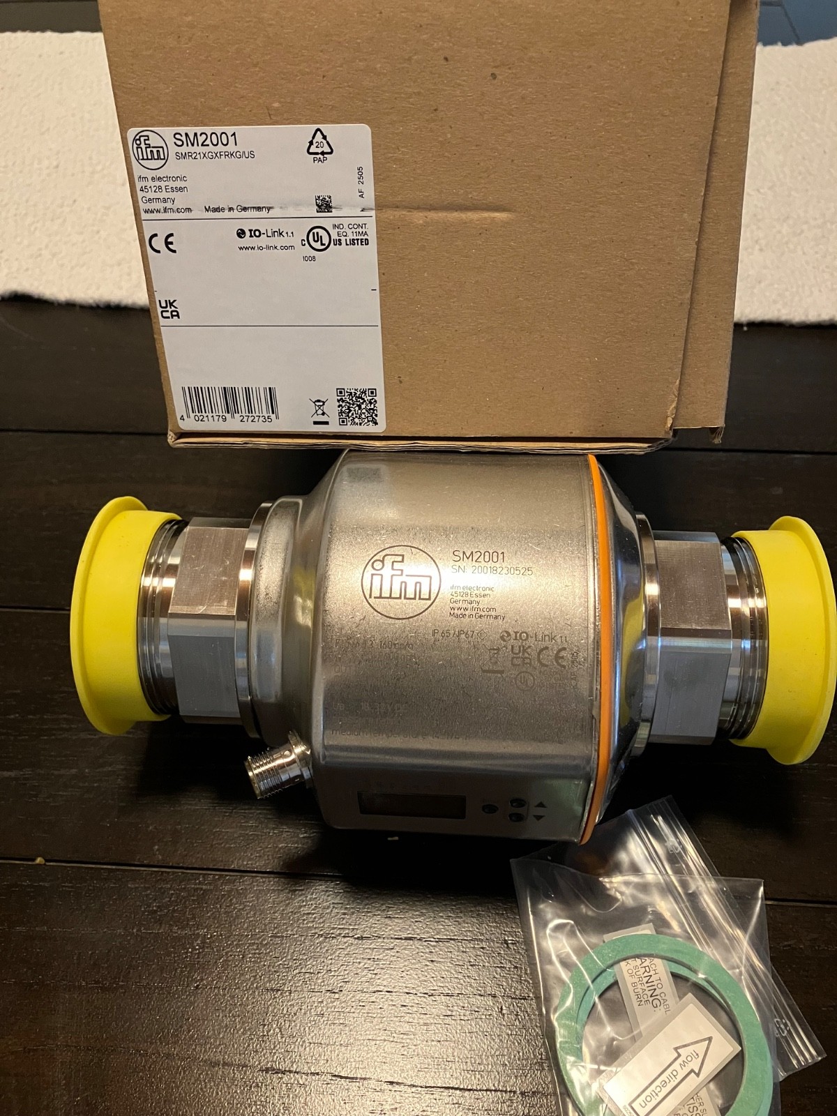 ifm efector SM2001 Sensor, Flow, 1.3-160 gpm, 18-32VDC, 4-20mA, 0-10V, NPN/PNP, 