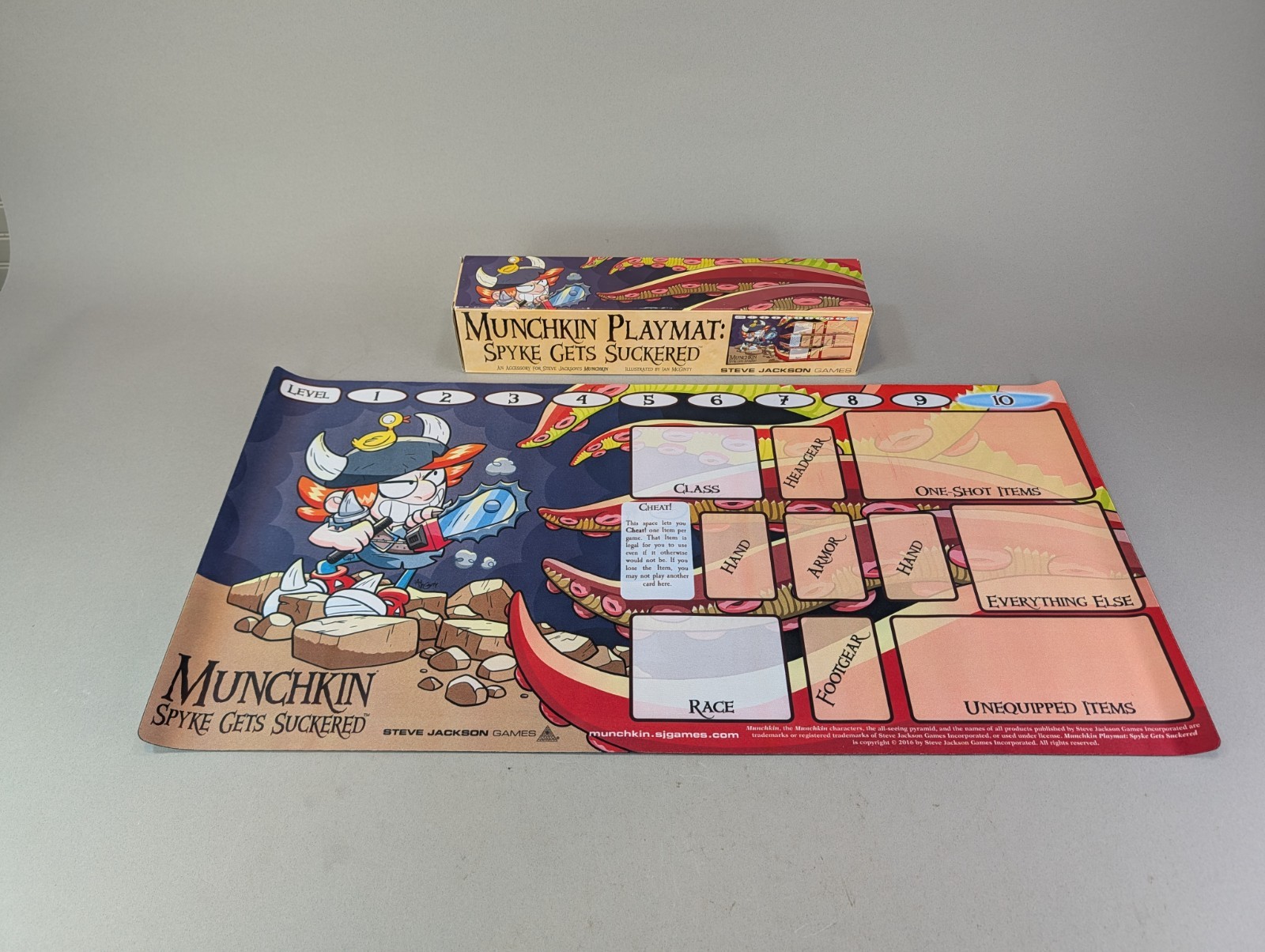 Munchkin Playmat: Spyke Gets Suckered
