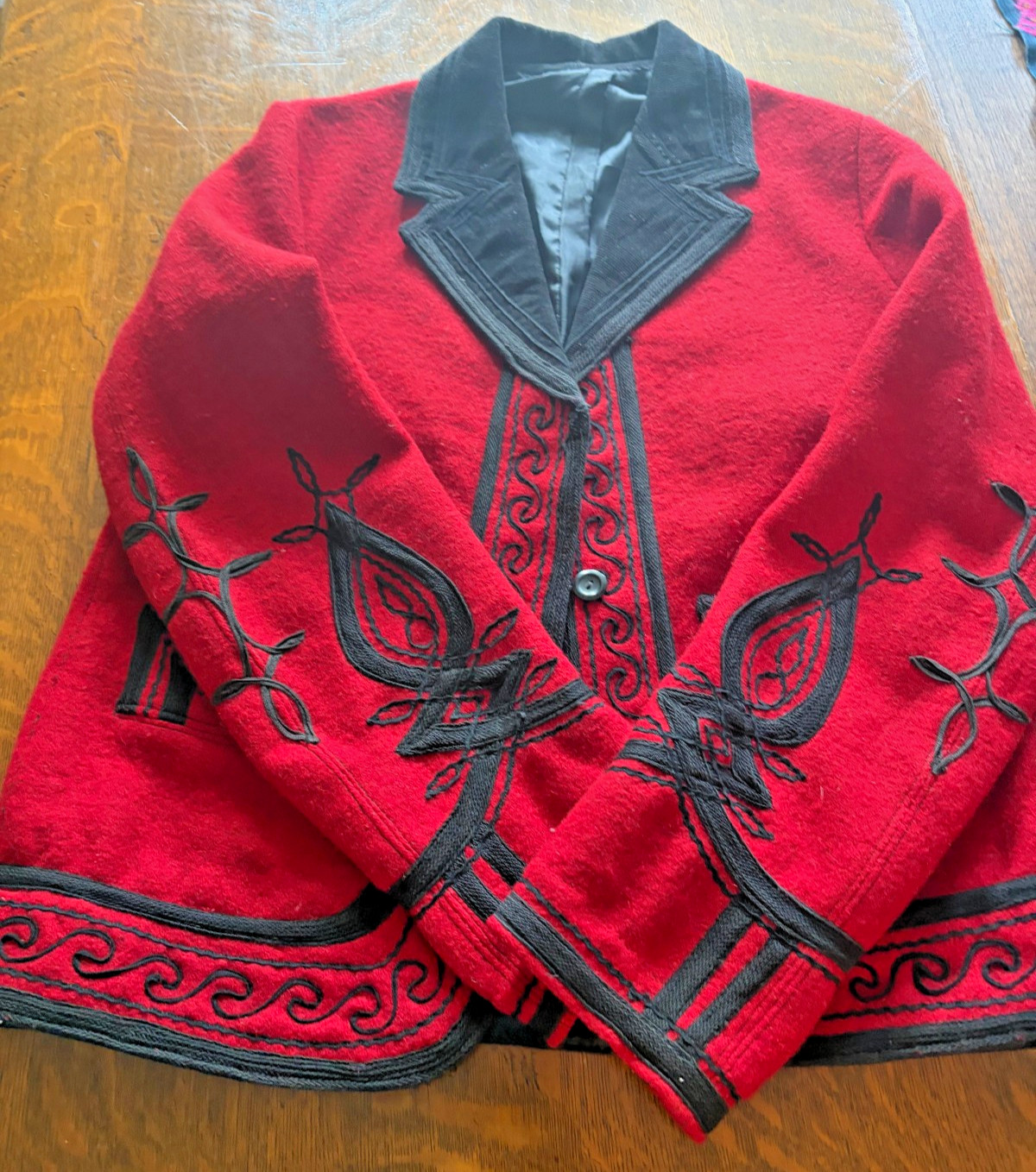 Vintage Guatemalan Red Solola Jacket Hand Woven Embroidered Wool, Women\'s S/M Vintage Guatemalan Red Solola Jacket Hand Woven Embroidered Wool, Women\'s S/M