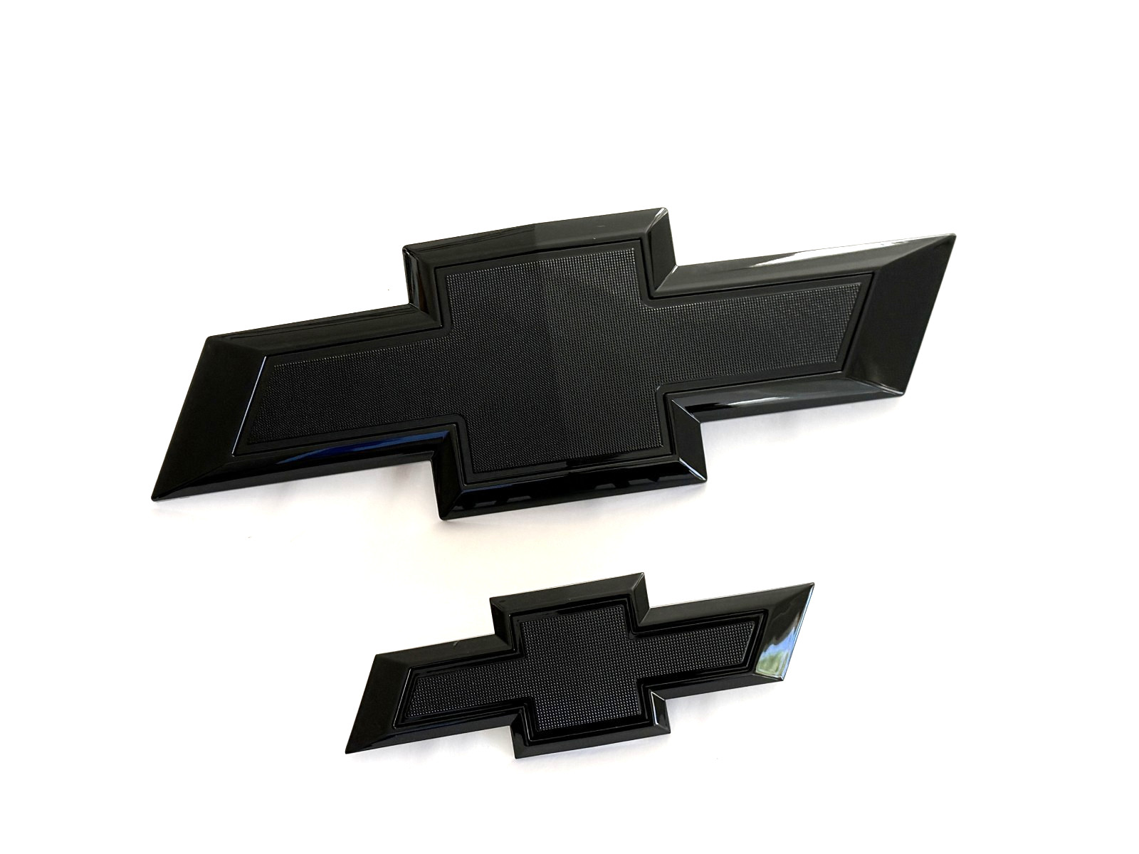 New 2021-2027 Suburban/Tahoe Front & Rear Gloss Black Bowtie Emblems Fit OEM New 2021-2027 Suburban/Tahoe Front & Rear Gloss Black Bowtie Emblems Fit OEM