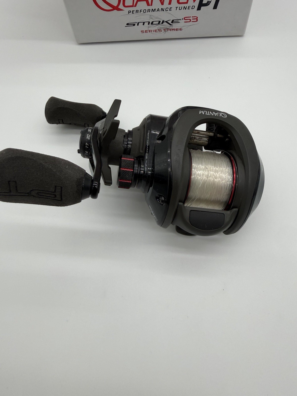 NOS Quantum Smoke S3 Baitcast Reel SM100HPT USED  Very Little With Box