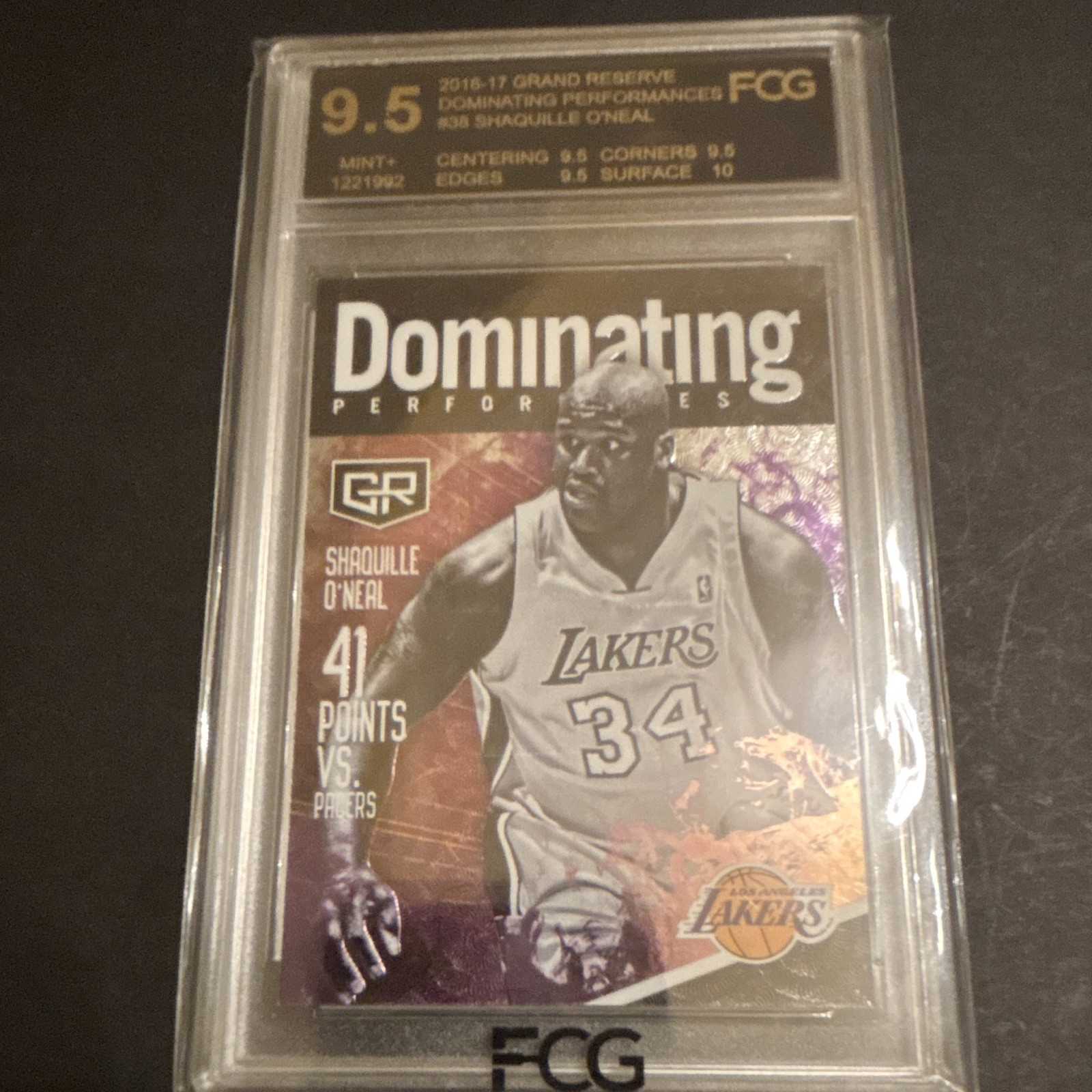 Panini 2016-17 Grand Reserve Shaquille O'Neal Lakers Dominating #38 FCG 9.5 RARE