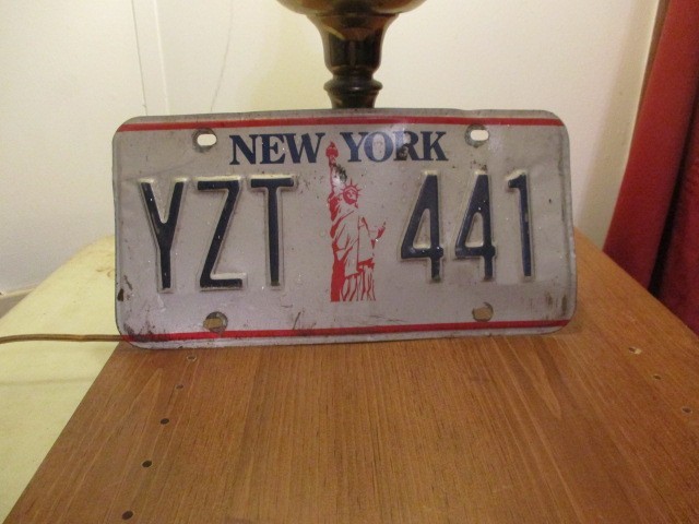 New York License Plate Statue of Liberty  YZT 441 tag