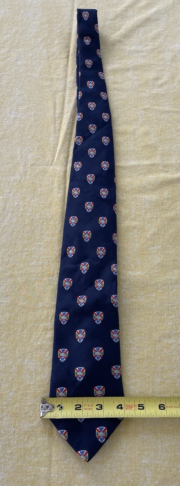 Luxurious, thick, heavy silk Ivy League or Oxford Cambridge Tie Made In England Luxurious, thick, heavy silk Ivy League or Oxford Cambridge Tie Made In England