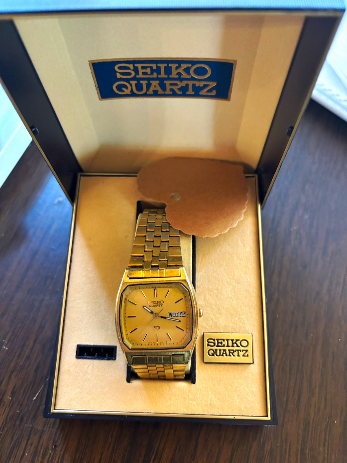 Vintage 1980\'s Men Seiko SQ quartz day date 8123 - 5089