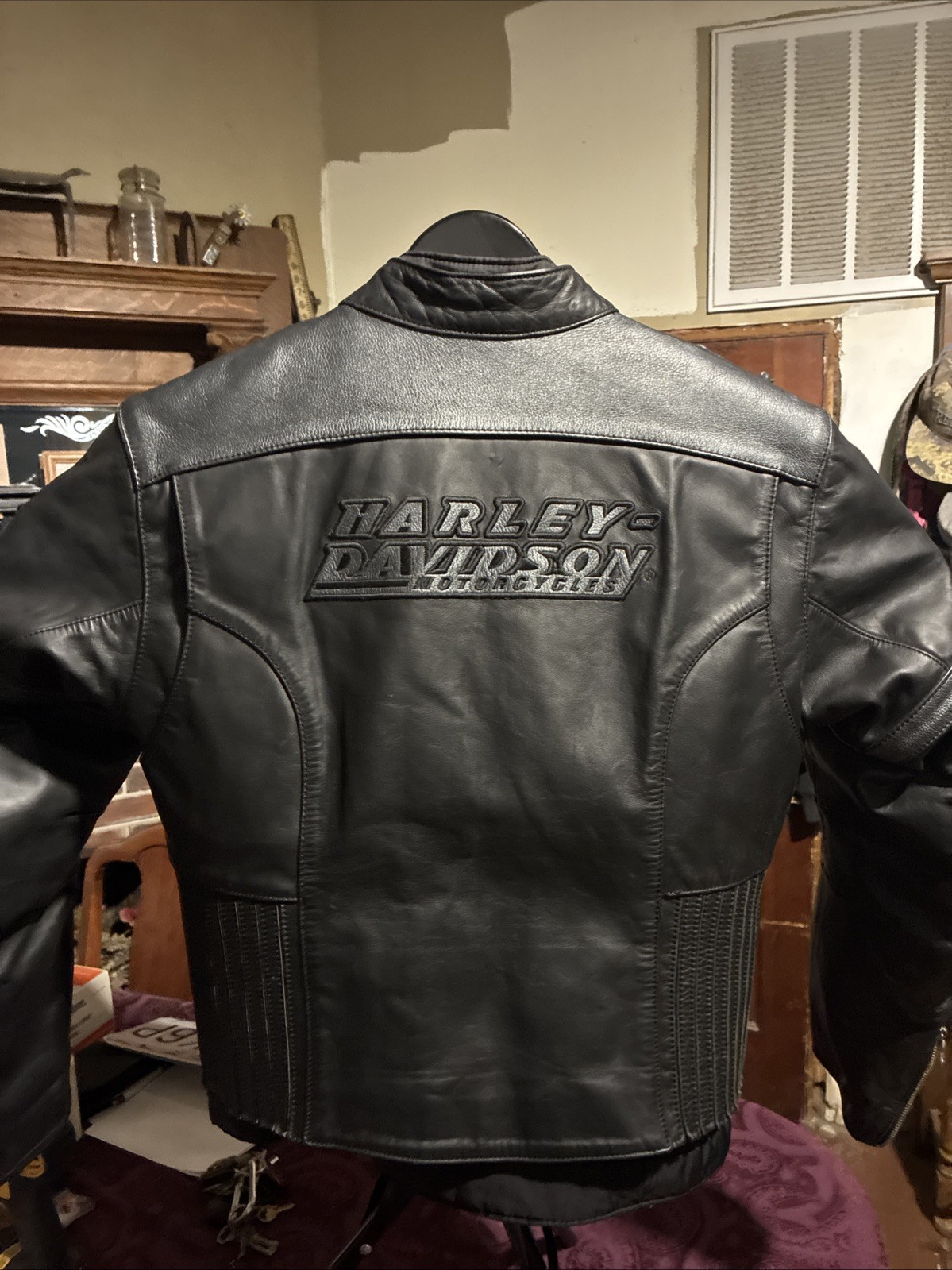 Harley Davidson Womens Leather Motorcycle Jacket Black 97036-04VW Cafe Racer
