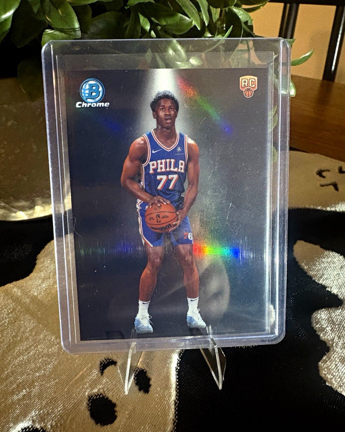 VJ Edgecombe 2025-26 Bowman Chrome Spotlight Case Hit SSP Rookie 76ers #BNB-3 VJ Edgecombe 2025-26 Bowman Chrome Spotlight Case Hit SSP Rookie 76ers #BNB-3