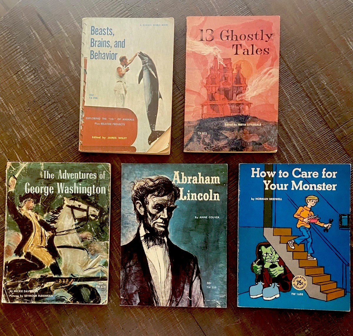 Lot Of 5 Vintage Scholastic Book Services Soft Cover Books Lot Of 5 Vintage Scholastic Book Services Soft Cover Books