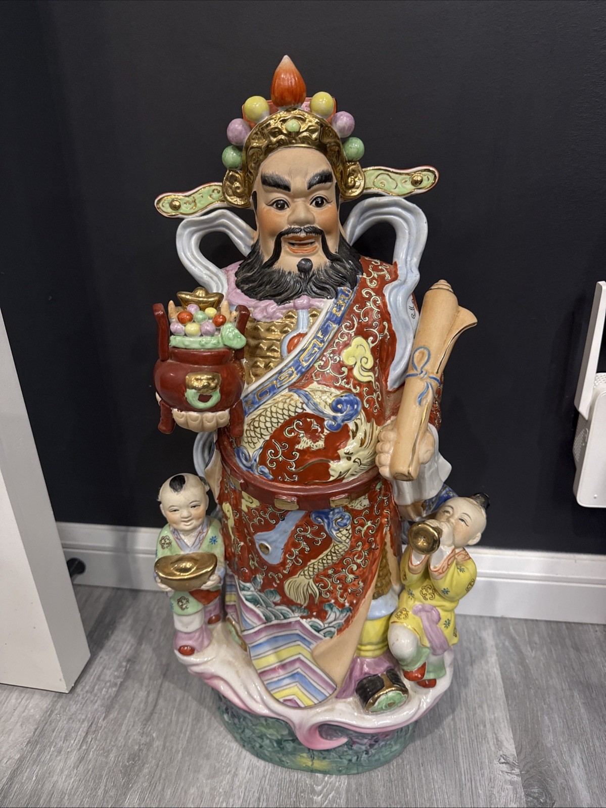 Vintage Chinese Porcelain God of Wealth Deity 21” Large Figurine w Attendants * Vintage Chinese Porcelain God of Wealth Deity 21” Large Figurine w Attendants *