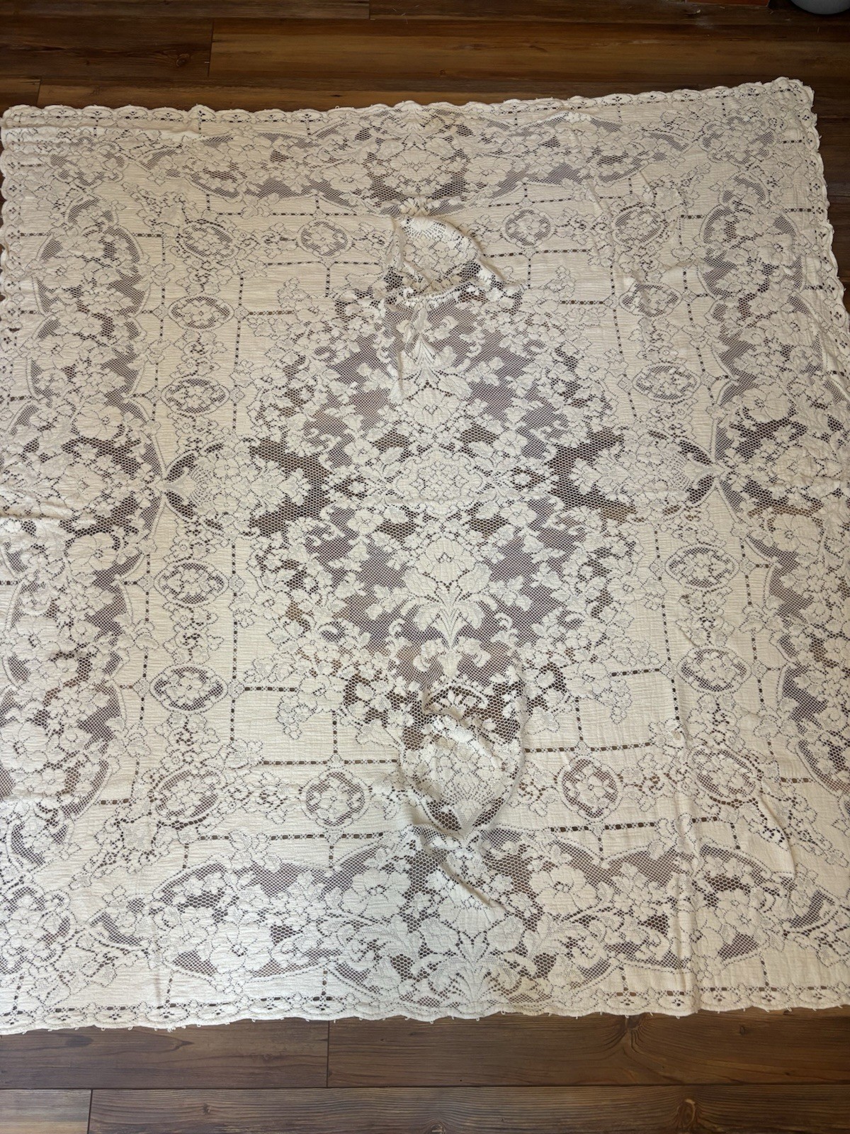 Vintage Quaker Lace Tablecloth 62x56 Off-White Floral Almost Square Vintage Quaker Lace Tablecloth 62x56 Off-White Floral Almost Square