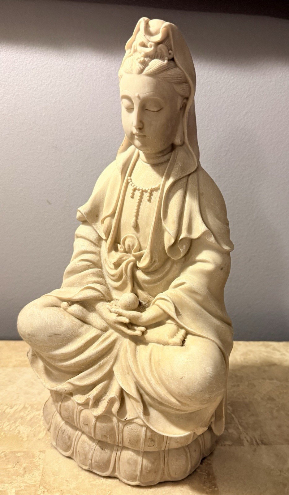 Beautiful Chinese Quan Yin Statue Buddhism Goodess Of Compassion Mercy Kindness Beautiful Chinese Quan Yin Statue Buddhism Goodess Of Compassion Mercy Kindness