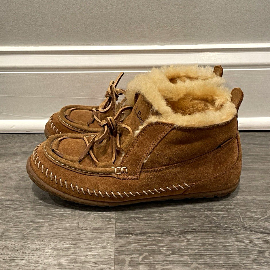 L.L.Bean Men’s Brown Suede Shearling-Lined Moccasin Slippers Lace-Up 9 M