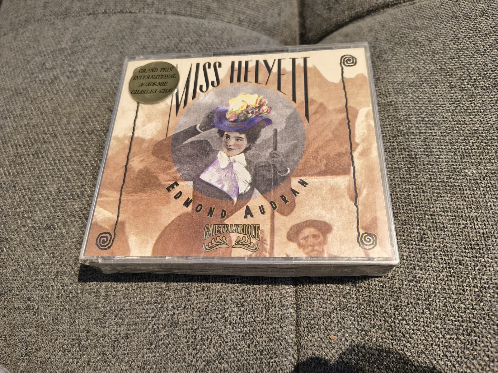 Miss Helyett Edmond Audran 2 CD Like New Sealed