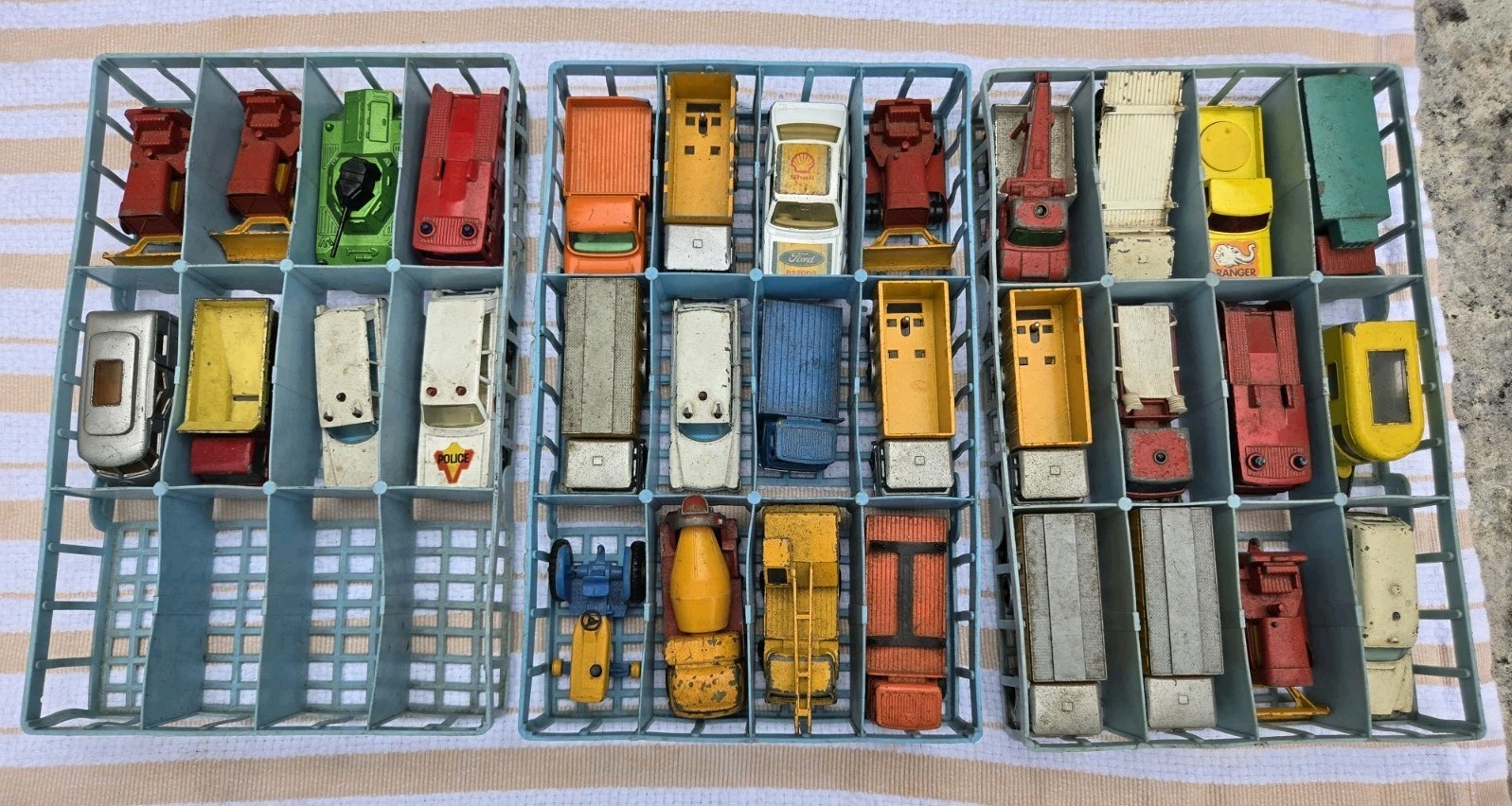 32pc Vintage Matchbox Lesney England Lot 1960s-70s Superfast Regular Wheels