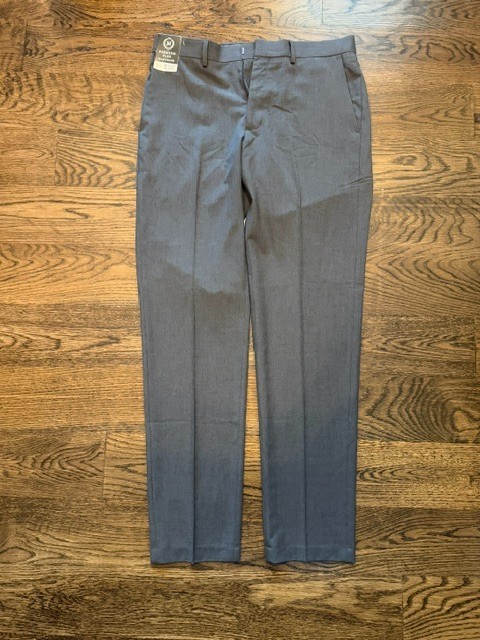 Haggar Slim Fit Premium Dress Pants Men\'s 32W x 32L NEW Color: Grey
