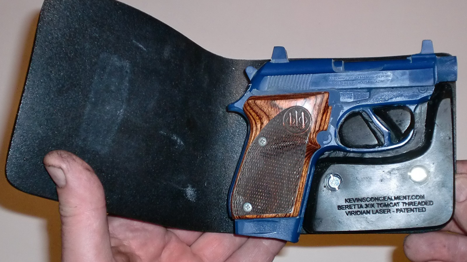 Kevin\'s Wallet/Pocket Holster - Beretta Tomcat 30X