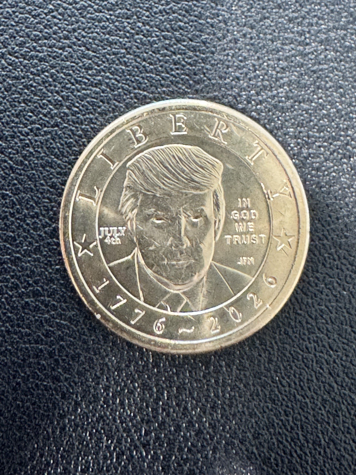 Donald Trump Presidential $1 Coin 2016-2020 Business Strike Philadelphia Mint Donald Trump Presidential $1 Coin 2016-2020 Business Strike Philadelphia Mint