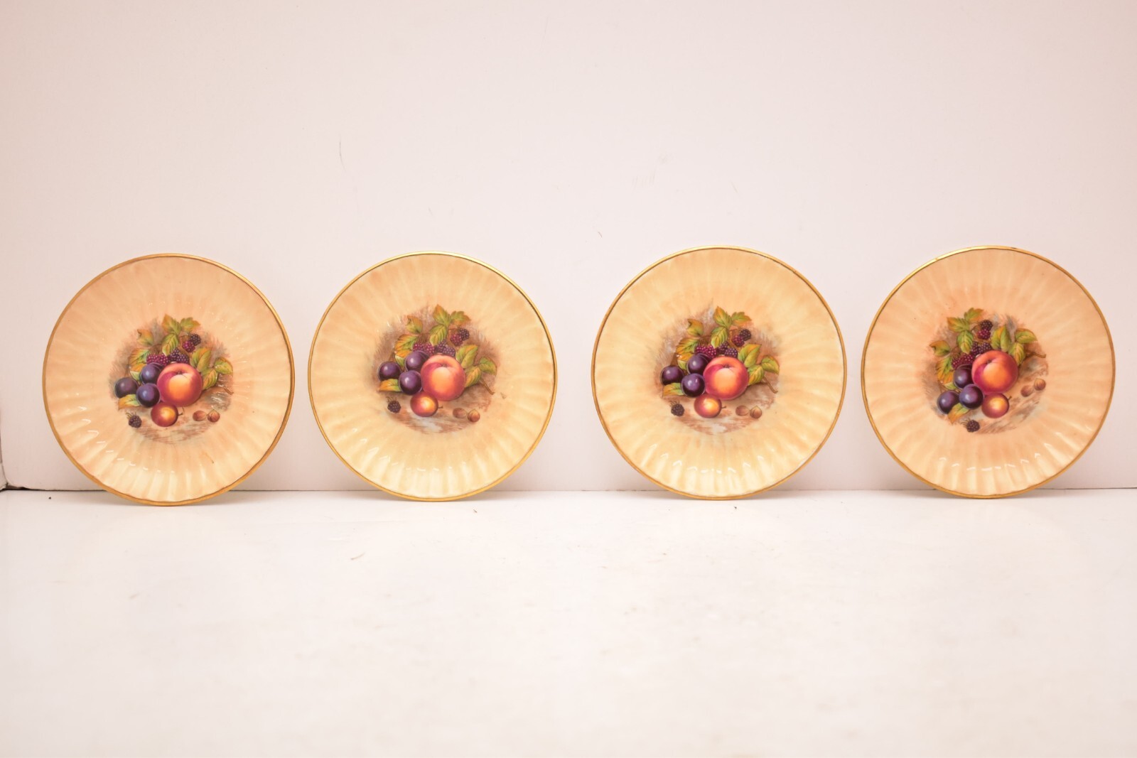 RARE Set of 4 Aynsley Orchard Gold 5\