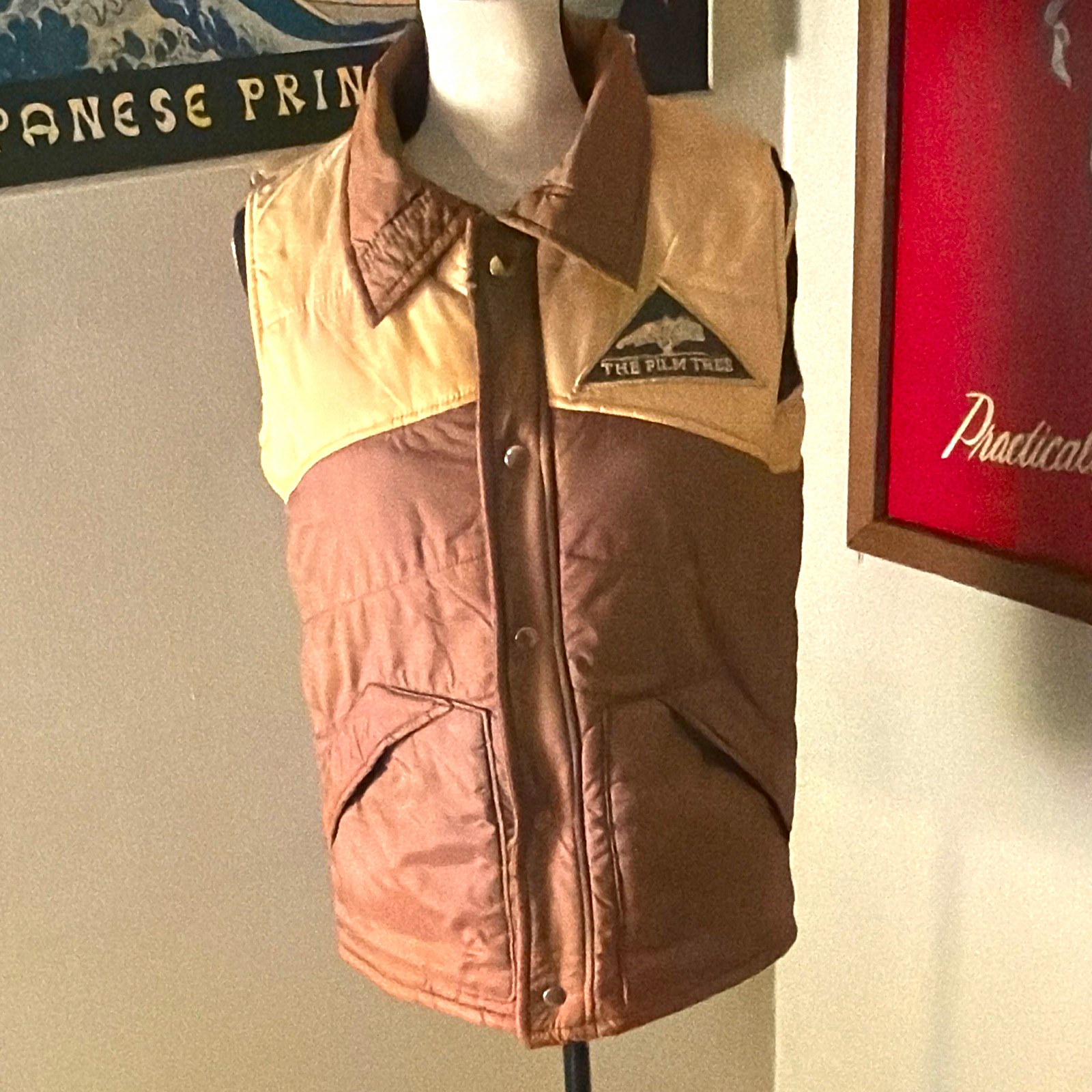 Academy Broadway NYC Film Tree Vintage Puffer Vest Snap Pockets Sz L. Super Rare
