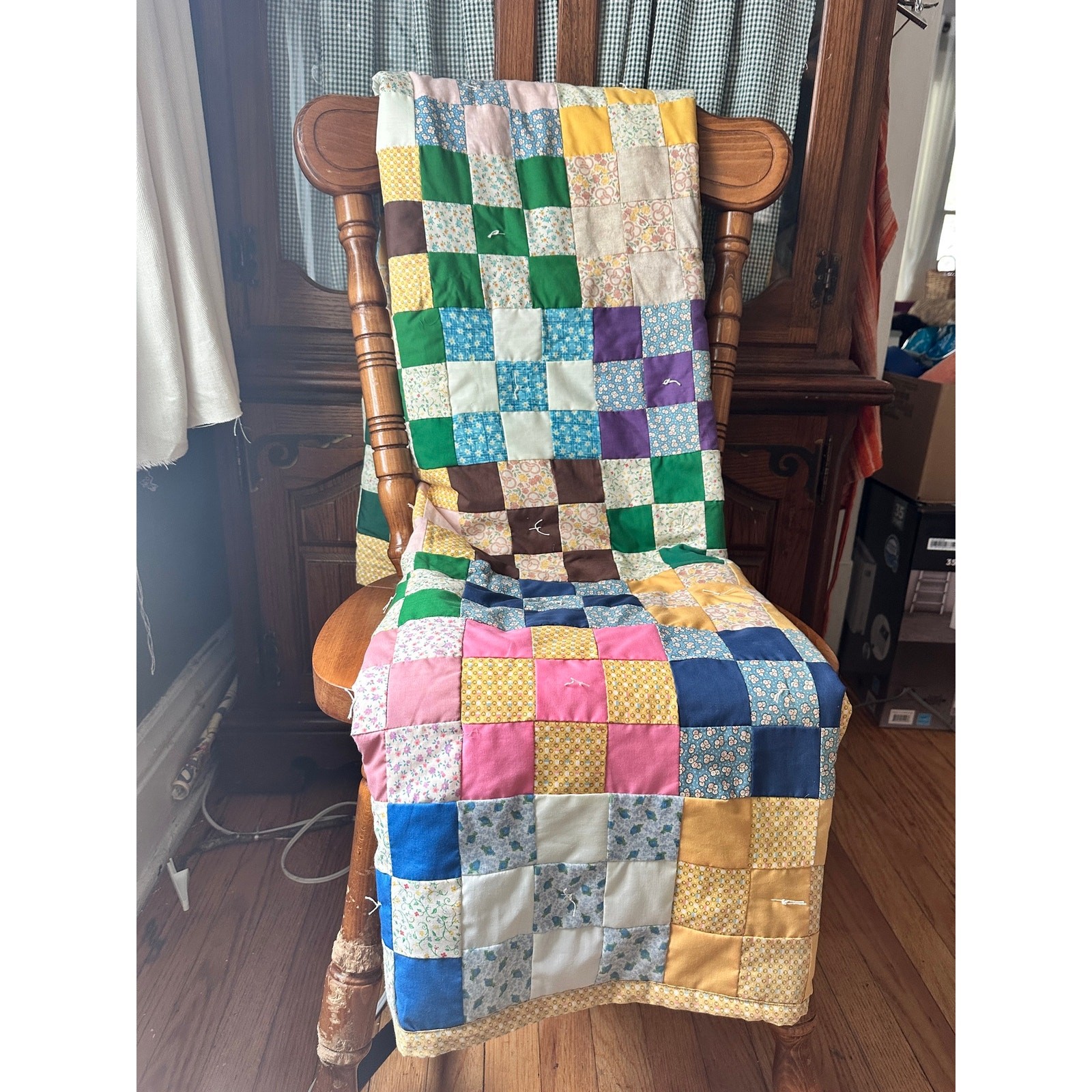 BEAUTIFUL ADORABLE vintage handmade patch quilt, twin, baby, cottage, farmhouse BEAUTIFUL ADORABLE vintage handmade patch quilt, twin, baby, cottage, farmhouse