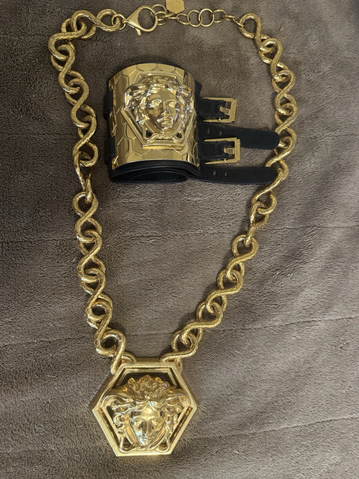 Very Rare Versace X Haas Brothers Chain And Bracelet Set Very Rare Versace X Haas Brothers Chain And Bracelet Set