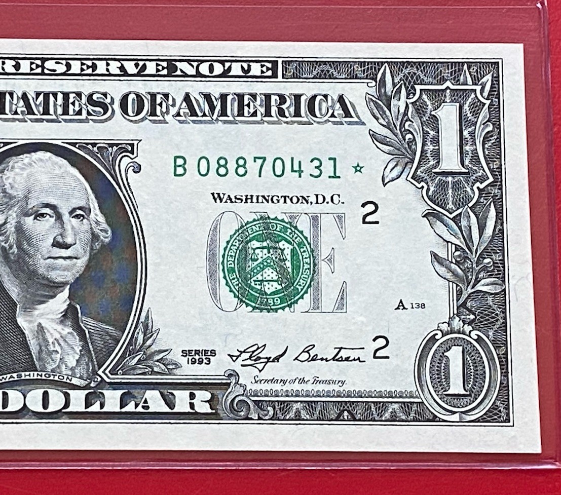 1993 Star note $1 DOLLAR BILL ( New York ) RUN PRINT 3 -UNCIRCULATED 1993 Star note $1 DOLLAR BILL ( New York ) RUN PRINT 3 -UNCIRCULATED