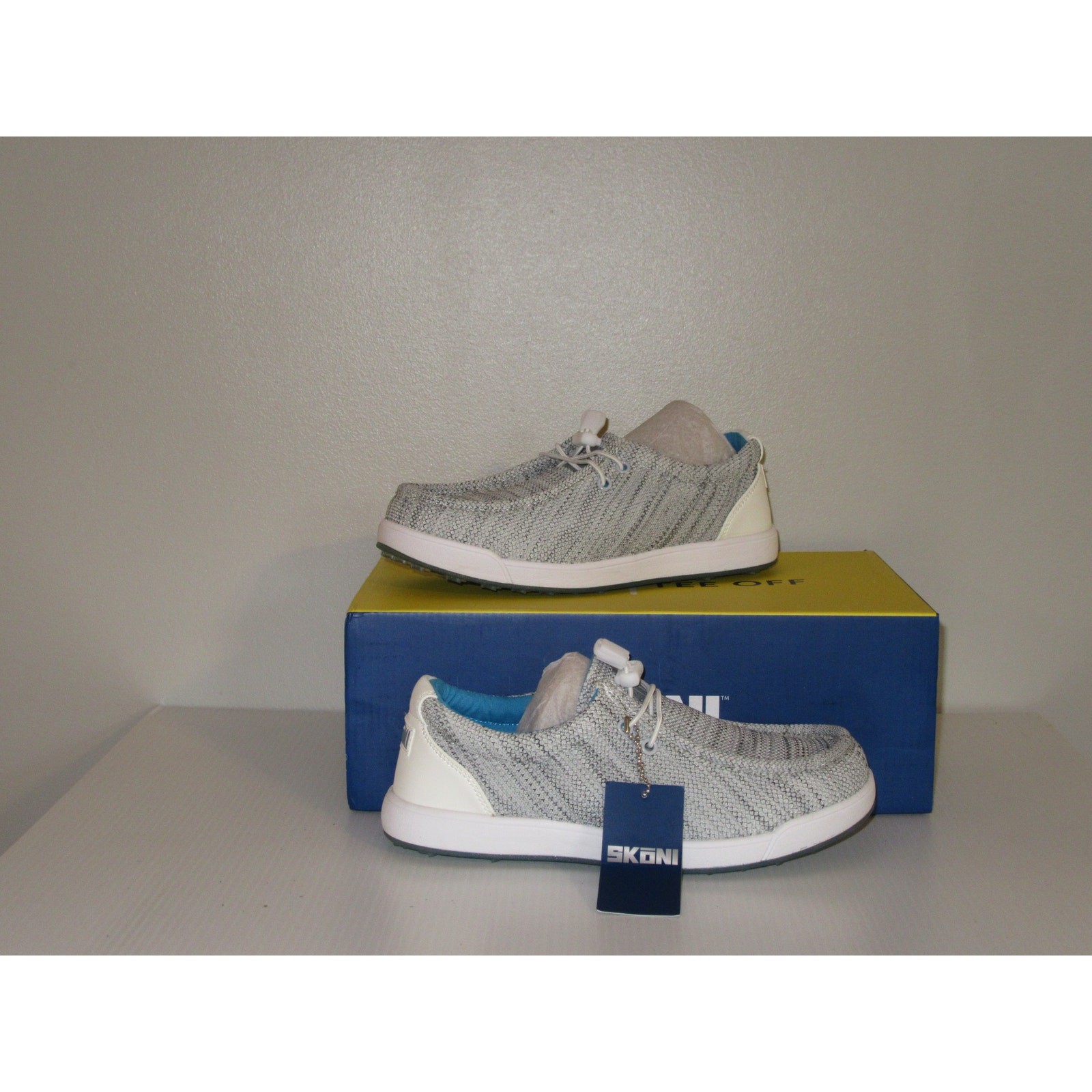 SKONI Men\'s Golf Shoes 8 Grey Blue Spikeless SKMGS001 NEW NIB