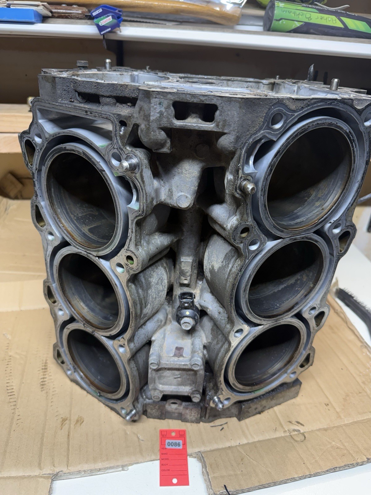 2003-2006 Nissan 350Z G35 VQ35DE Engine Cylinder Block Aluminum OEM 311